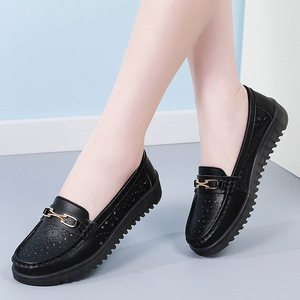 Mocassins transfrontaliers d'été respirants en PU massif évidé avec semelle extérieure en caoutchouc thermoplastique, chaussures <span class=keywords><strong>bateau</strong></span> à enfiler grande taille pour - Product Image 3
