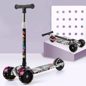 Trottinette à pédales pliable à trois roues pour enfants, hauteur réglable, avec éclairage LED, jouet sportif, trottinette pour enfants - Product Image 1