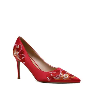 사용자 정의 로고 2024 빨간색 하이힐 신발 얇은 힐 슬립 온 폐쇄 중국 전통 결혼식 스틸레토 여성 여름 상자 포장