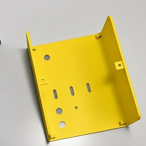 Fabrication et estampage sur mesure de tôles pour pièces industrielles en acier inoxydable pour le traitement des boîtiers - Product Image 3