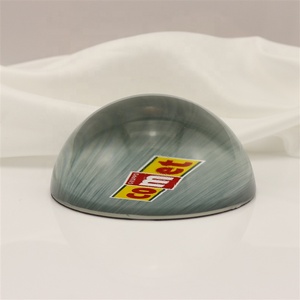 Presse-papiers <span class=keywords><strong>personnalisé</strong></span> en <span class=keywords><strong>verre</strong></span> clair cristal hémisphère-80mm <span class=keywords><strong>photo</strong></span> gravée cadeau de bureau décoratif - Product Image 4