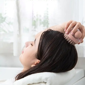 Portable Multifunction Hair Shampoo Brush Silicone Massage Comb Dispenser <b>Bath</b> Brush Home Travel for Babies <b>Pet</b> Hair Comb Brush - Product Image 2