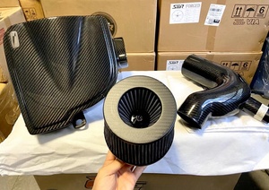 Sistema de Admisión de Aire Frío de Alta Calidad, Apto para CT4 CT5 2.0T, Sistema de Admisión de Aire Frío de Fibra de Carbono Seca para CT4 CT5 2.0T - Product Image 1