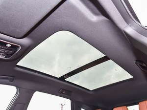 Hot <strong>Sale</strong> New Energy Vehicle Jetour Mountain &amp;sea L7 PLUS 2025 121KM Standard Edition 5seat for Commuting and Road Trip - Product Image 5