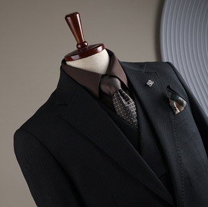 Costumes pour hommes sur mesure en usine, 2 pièces, haute qualité, OEM, costumes de luxe pour hommes pour mariage, costumes de <span class=keywords><strong>travail</strong></span> formels pour hommes - Product Image 5