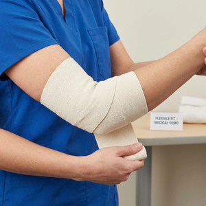 Venda elástica de PBT certificada MDR, rollo de gasa para primeros auxilios, uso hospitalario OEM, clase I, 2 años de vida útil, CN - Product Image 3
