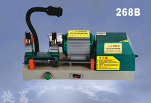 Máquinas <span class=keywords><strong>de</strong></span> Corte <span class=keywords><strong>de</strong></span> Llaves Usadas a Buen <span class=keywords><strong>Precio</strong></span>, Máquina <span class=keywords><strong>de</strong></span> Corte <span class=keywords><strong>de</strong></span> Llaves Horizontal Defu para Cerrajeros, Duplicadora <span class=keywords><strong>de</strong></span> Llaves 268B - Product Image 2