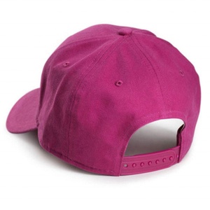 หมวกเบสบอลทรงโค้ง 5 แผง ปรับแต่งได้ตามต้องการ พร้อมโลโก้ปั๊มนูน - Product Image 5