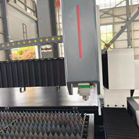 Machine de découpe laser CNC à fibre haute puissance 12000W 13035mm pour armoire serveur coréenne, double entraînement, 80m/min, précision 0,03mm JINDAJIN