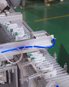 เครื่องนับและบรรจุภัณฑ์อัตโนมัติแบบ PLC สำหรับเครื่องดื่มและวัตถุดิบอาหาร สำหรับบรรจุภัณฑ์แบบถุงและขวด - Product Image 3