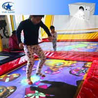 STAR PLAYER Simulateur de jeu de projection sur trampoline, structure gonflable interactive avec écran LCD monté sur poteau, résolution 1024x768 pour enfants