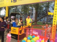 VEKAIN Kids Mini Crane Car Ride Jeux de parc d'attractions intérieur et extérieur en fibre de verre durable-pour les centres commerciaux Parcs d'aventure
