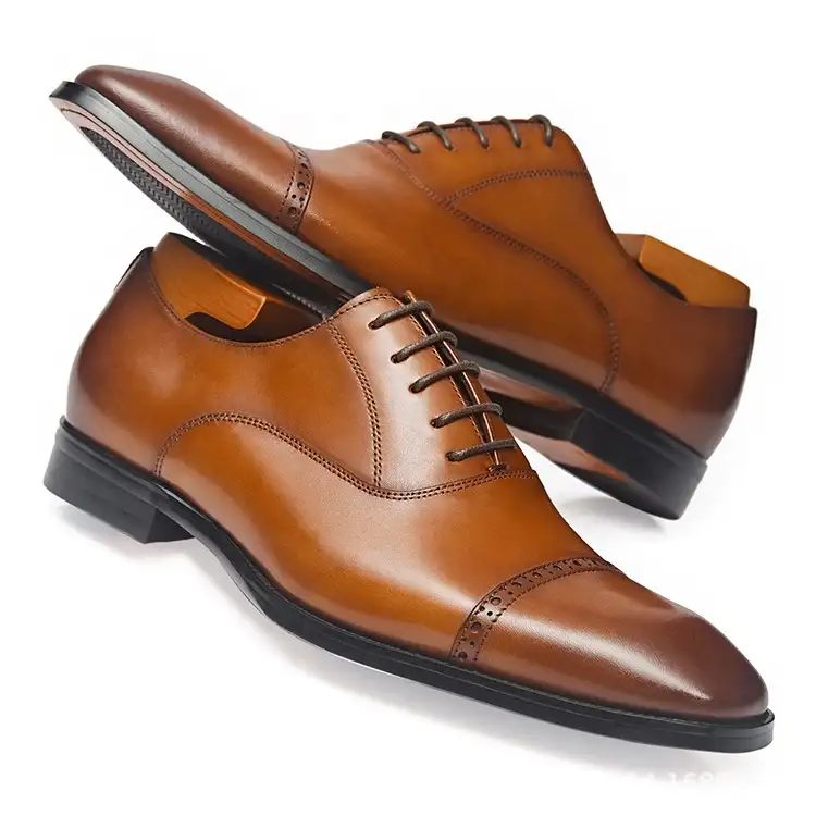 Sapato de couro italiano clássico masculino, sapato marrom da moda para homens de negócios, 2021