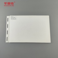 Panel de Techo Encastrable de PVC Ignífugo de 12'', 16'' y 18'' de Ancho con Rejilla para Techo, para el Mercado Norteamericano, para Granjas, Autolavados y Fábricas