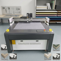 Mesin Pemotong Papan Mat CNC dengan Pisau Bevel 45 Derajat untuk Pemotongan Kertas Papan Bingkai Gambar