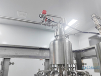 Ligne de production complète de machines de remplissage à chaud automatiques pour petites bouteilles PET de jus de fruits - Prix