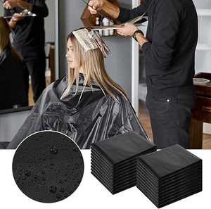 Tablier de protection jetable Tradeport en PE noir uni sans manches pour salon de coiffure, barbier, coloration et coupe – Idéal pour les stylistes - Product Image 3