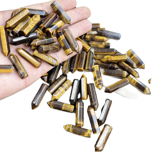 Venta al por mayor a precio económico: Torre coleccionable de arte con temática de amor, de cristal pulido de ojo de tigre y piedras curativas naturales Pellocci, tendencia de moda. - Product Image 3