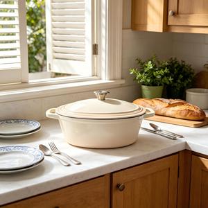 Casserole ovale en <span class=keywords><strong>fonte</strong></span> <span class=keywords><strong>émaillée</strong></span> blanc crème, <span class=keywords><strong>fonte</strong></span> vierge de qualité supérieure pour braiser, rôtir et cuire au four - Product Image 1