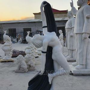 Elegante escultura de baile de mujer Xexy desnuda tallada en mármol blanco y negro - Product Image 2