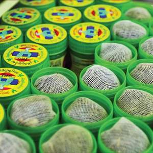 Inhalateur nasal aromatique HONG THAI, 40g, ingrédients naturels à base de plantes, produit de santé très vendu en Thaïlande. - Product Image 6