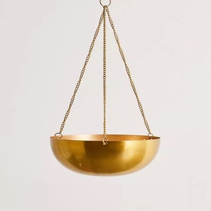 Ensemble de pots de fleurs en relief en forme de 3 pots de fleurs suspendus au mur dorés et cuivrés et noirs jardinière ronde - Product Image 6