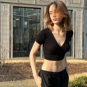 T-shirt manches courtes imprimé à la mode pour le printemps et l'été tricoté pour femmes européennes et américaines Sexy Open Nomel Top Hundred Towers - Product Image 4