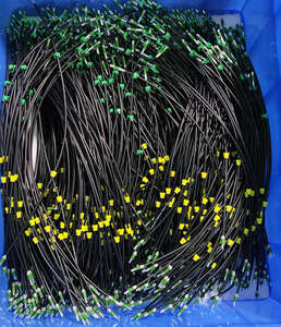 Máquina de Ensamblaje automático Fakra totalmente compatible, pelado de cables coaxiales, prensado - Product Image 5