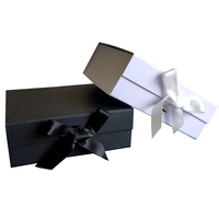 Cartón rígido rojo de lujo, cartón de regalo plegable, cierre magnético, cinta de grabado plegable impresa personalizada, embalaje plegable