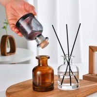 Vente en gros bouteille vide de diffuseur de roseau en verre noir brillant gris clair ambre de 150ml 5oz avec couvercle
