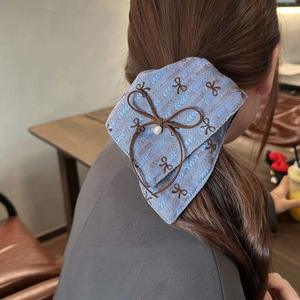 Élastique et bandeau pour cheveux décontractés pour femmes, style japonais et coréen, en tissu bleu avec perles et papillons, durable - Product Image 3