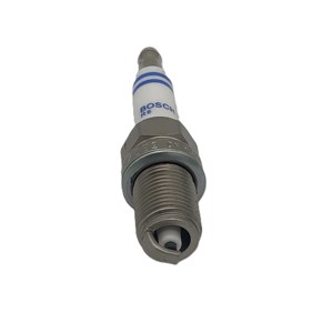 Pièces et <span class=keywords><strong>accessoires</strong></span> automobiles 0242235797 <span class=keywords><strong>BOSCH</strong></span> Nickel FR7DE2 Bougie d'allumage OE 101905610A pour CHANGAN CS75/LUXGEN S5 U6 U7/VW BORA JETTA - Product Image 3