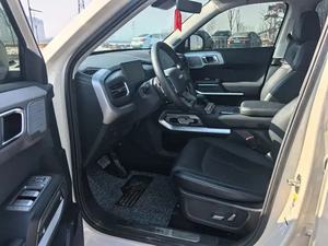 Voiture électrique SUV AWD Ultra Leopard Titanium 3 d'occasion 2025 501km blanche bon prix - Product Image 5