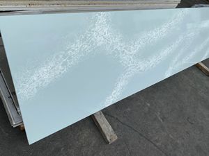 Lastre <span class=keywords><strong>di</strong></span> Pietra <span class=keywords><strong>di</strong></span> Quarzo Artificiale Lucida Marrone <span class=keywords><strong>Venezia</strong></span> per Parete TV Moderna - Product Image 1
