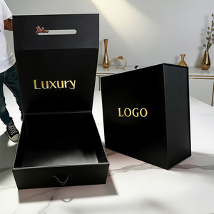 Kotak Hadiah Magnetik Lipat Kaku Kustom, Kotak Kado Mewah Hitam Besar dari Karton Lipat dengan Pegangan dan Tutup Magnetik - Product Image 2