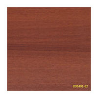 Conception de marbre Film décoratif en PVC Grain de bois couleur feuille de PVC panneau MDF pressage sous vide plat stratification Wrap profilage rouleau de papier