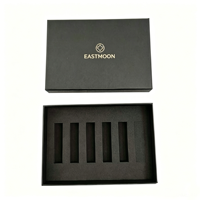 Boîtes cadeaux de luxe noires pour parfums avec pelliculage mat et logo doré estampé à chaud - Boîte d'emballage rigide pour cosmétiques avec insert en EVA pour chaussettes