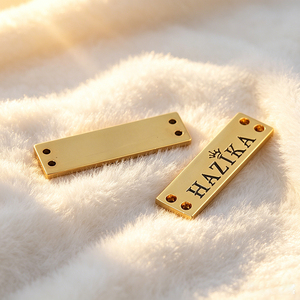 Etiqueta Metálica Impresa Personalizada, Placa de Identificación Metálica con Impresión UV, Etiqueta Metálica con Logotipo Colorido para Regalos y Productos Artesanales - Product Image 1