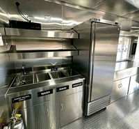 Remorque alimentaire commerciale avec support de réservoir de gaz, brûleur à gaz pour wok, comptoir pour Pad Thai dans la rue Commerciale de Chicago