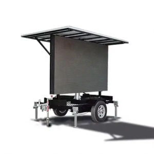 Pantalla LED Montada en Remolque de 2.56m x 1.6m P4.0, Señalización Digital para Exteriores Resistente al Agua con Control Remoto - Product Image 2