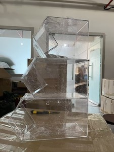 Exhibidor de Ropa de Plástico Transparente Rectangular de 1 Estante, Ecológico, con Laminado Brillante, Fácil de Montar, de Gran Capacidad - Product Image 2