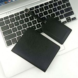 Juego de Porta Pasaportes Personalizable de Cuero PU Dorado con Etiqueta para Equipaje, Tarjeta de Embarque Metálica y Patrón de Letras y Logotipo - Product Image 5