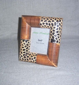 Cadre photo en métal de qualité supérieure avec design personnalisé, avec corne et os, résine de bois, couleur et taille personnalisées, comprend un logo, boîte cadeau - Product Image 3