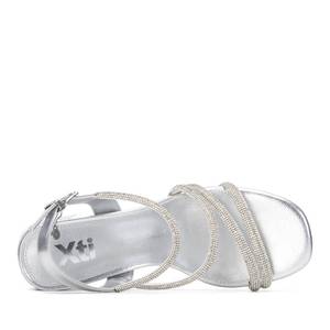 Sandales à talons pour femme Xti, argentées, talon de 6 cm, taille 40, design à lanières - Product Image 5