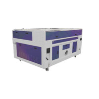 Máquina de corte por láser de acrílico de alta potencia 1600*1000 automática con guía Hiwin compatible con formatos AI y PLT para madera en Kuwait