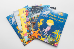 Umweltfreundliches, recycelbares Papier-Zeichenbuch für Kinder mit anpassbarer Größe und Farbe sowie CMYK-Druck. - Product Image 5