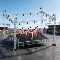 Scènes en verre modulaires à assemblage facile, élégantes et luxueuses, directement de l'usine, pour défilés et spectacles de groupes