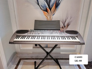 คีย์บอร์ดอิเล็กทรอนิกส์ดิจิตอล LK80 Casios 73 คีย์ แบบกว้าง พร้อมไฟกระพริบ - Product Image 2