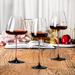 Ensemble <span class=keywords><strong>de</strong></span> verres à vin rouge à pied rose Shun <span class=keywords><strong>de</strong></span> 21 oz dans un coffret en bambou, cadeaux <span class=keywords><strong>de</strong></span> fête pour les employés, les femmes - Product Image 5