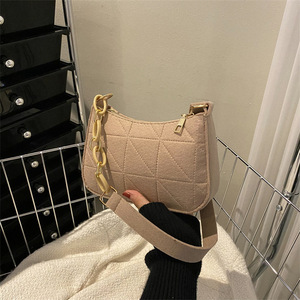 Black Felt Shoulder <b>Bag</b> Chain <b>Strap</b> Zipper Purse Solid Women Handbag for Daily Use - Product Image 4